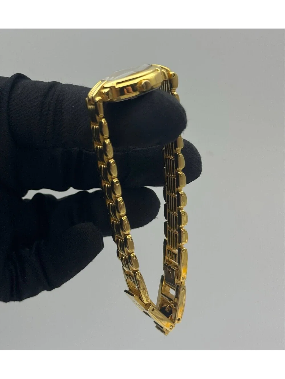 Kish Black Face Gold Case Gold Tone Bracelet Strap New Battery CZ stone 0.05CT